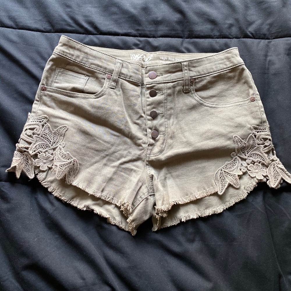Light army green shorts